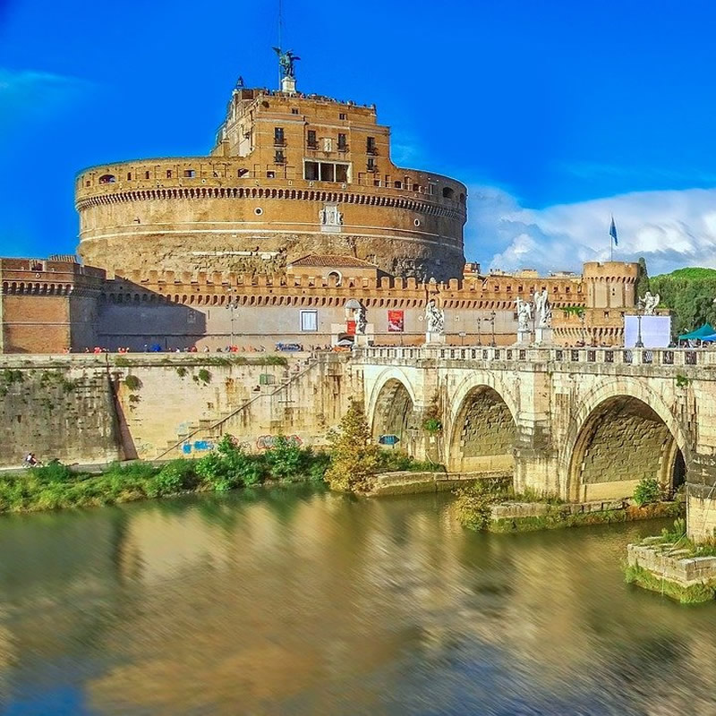 External photo of Castel Sant'Angelo in Rome
